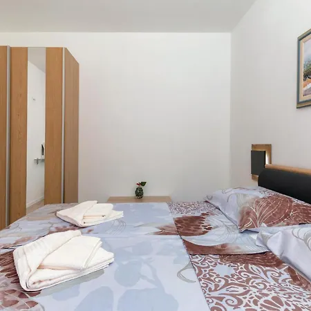 4 Bedroom Stunning In Semesterbostad *